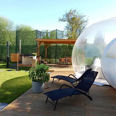 Lyxtält Bubble Tent & Private Wellness Schloss Krugsdorf