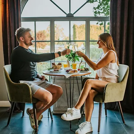 Luxury tent Bubble Tent & Private Wellness Schloss