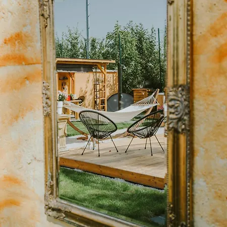 Lyxtält Bubble Tent & Private Wellness Schloss Krugsdorf