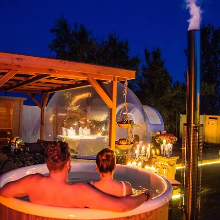 Роскошный шатер Bubble Tent & Private Wellness Schloss Krugsdorf