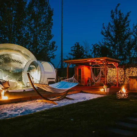 Bubble Tent & Private Wellness Schloss Lyxtält *