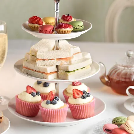 Lyxtält Bubble Tent & Private Wellness Schloss *