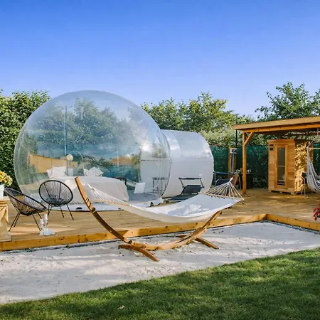 Campismo de Luxo Bubble Tent & Private Wellness Schloss